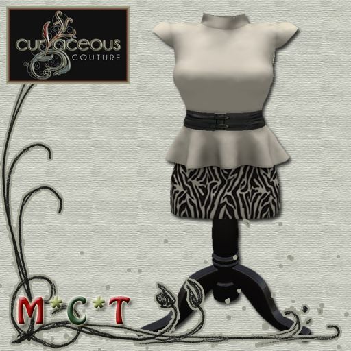 ~CURVACEOUS~Vintage Off White Zebra Dress