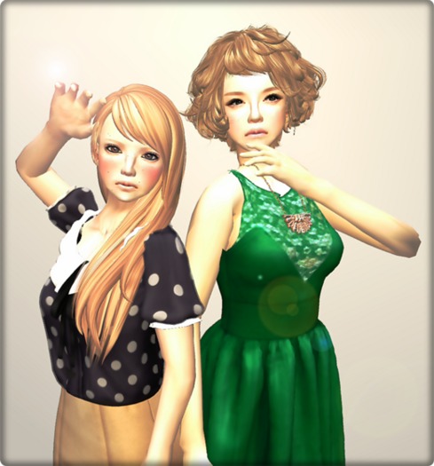 *coucou* Friend Pose 03