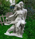 ~*SE*~Statue-Romantic Couple boxed