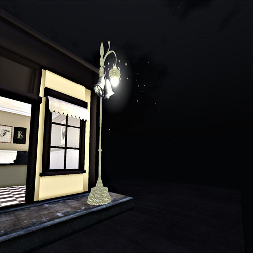 ~ Holiday Sparkles Streetlight ~ Boxed