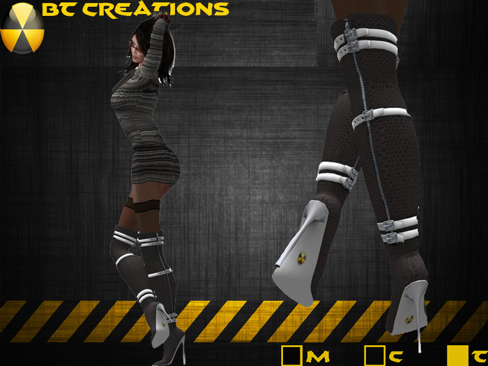 High-heeled boots. 004