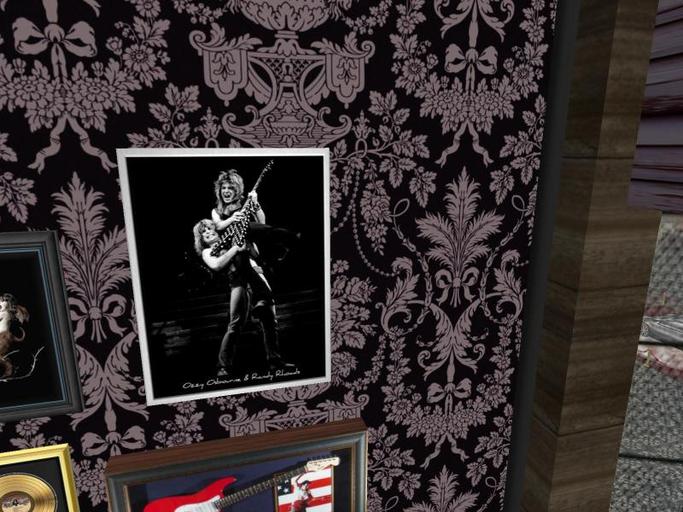 OZZ & RANDY Silver Display