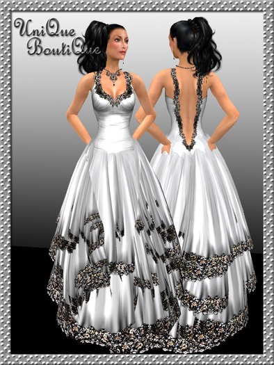 *UniQue* SuZi Lace Gown Silver