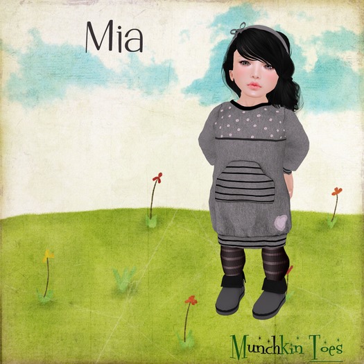*munchkin Toes* Mia