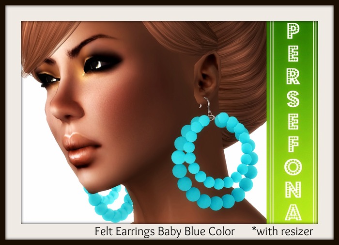 Persefona Felt Earringa Baby Blue