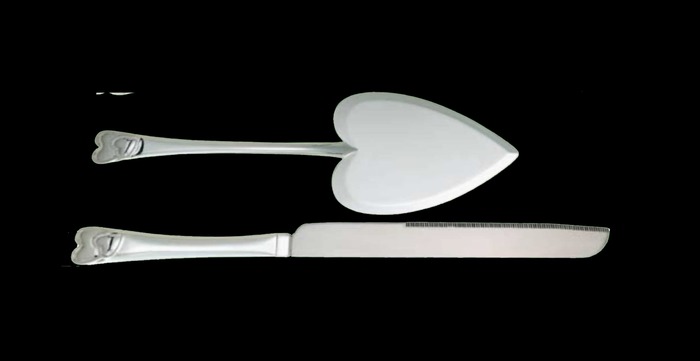 Heartz wedding cake knife set