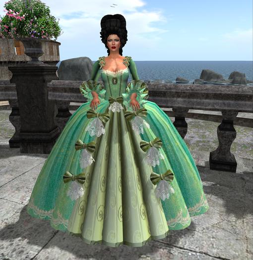 Lady-Camea-green