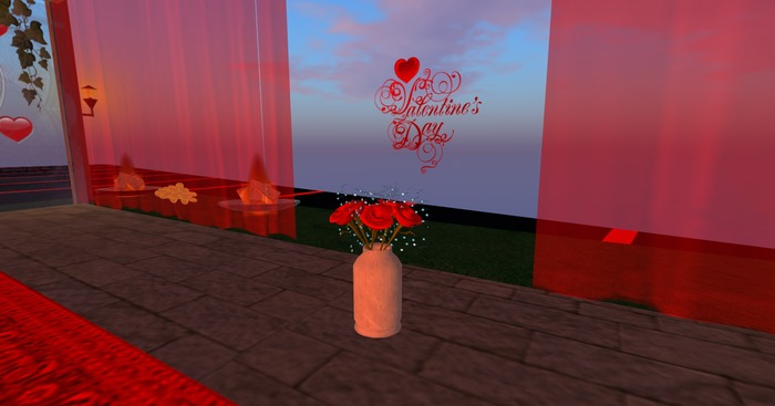 Glass Vase with Valentine Roses (Sculpted)