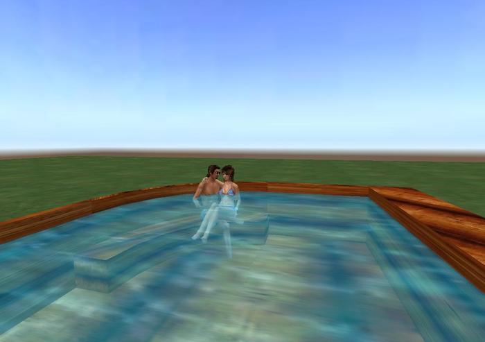 Log Hot Tub with 21 Cuddle Poses