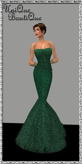 *UniQue* Faith Mesh Gown in Green