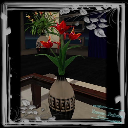 tulip small vase 