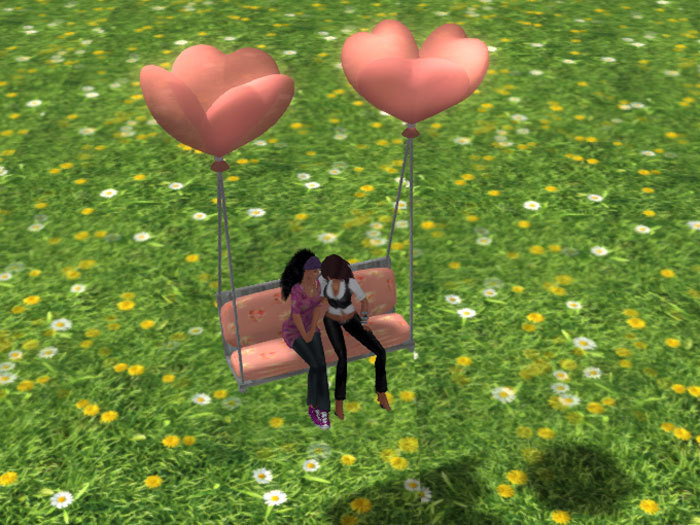 Balloonswing Couple