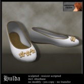Sculpted Flat Shoes "Hulda" in white