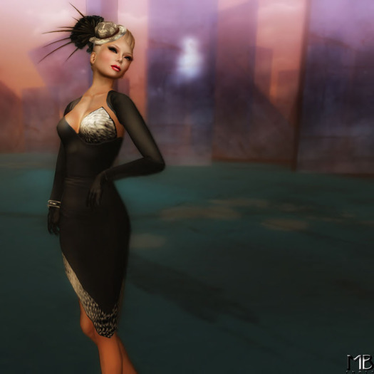 ChicJulianne Pose(box)mp