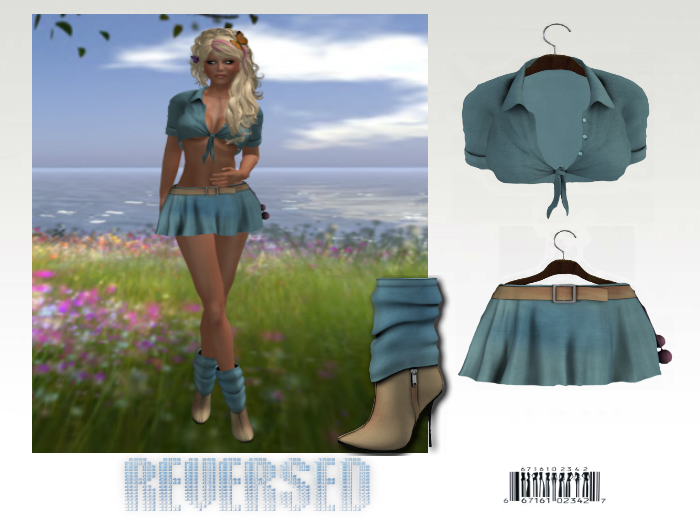 REVERSED Shake Ya Pompom Blue