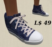 ...Sneakers jeans...