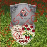 GR28 ILM of My Darling Partner Heart Wreath Headstone (Rezz Me)