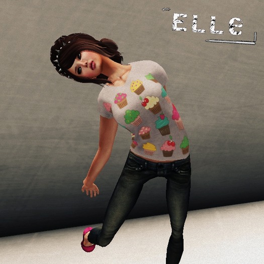 [Elle] Cupcakes Tee