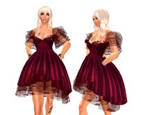 Tw> Lady in Red