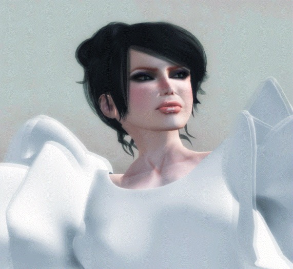 SUPER MODEL/DESIGNER SHAPE Yula Finesmith
