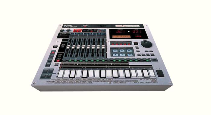 Roland MC-808 Groovebox