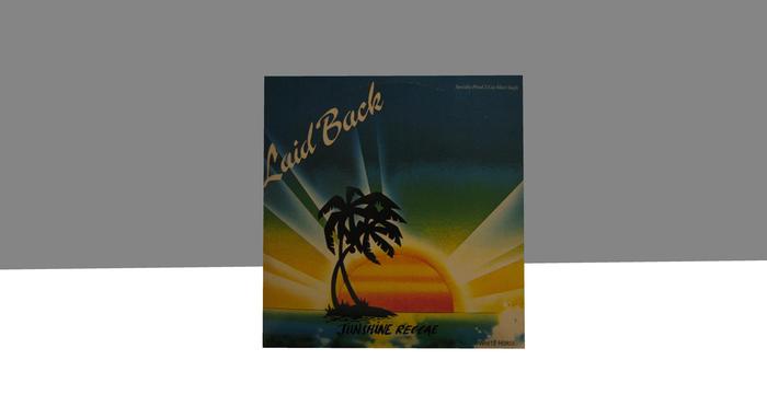 Laid Back White horse-Sleeve