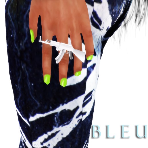 - B L E U - Punisher Ring *Silver* (wear me)