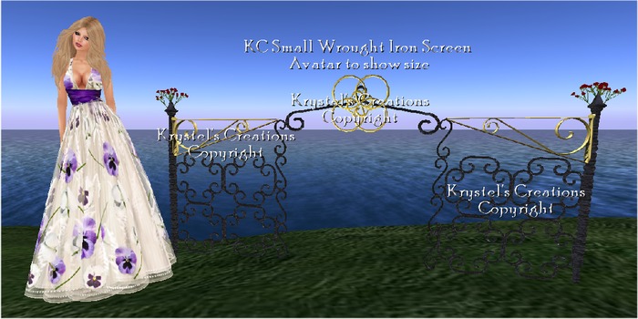 KC Small Sculpted Wrought Iron Screen Red Roses (Rezz Me)