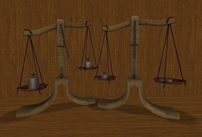 Small Scales Light Wood Boxed