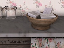 Dutchie mesh bowl with 5 pieces of french lavender soap