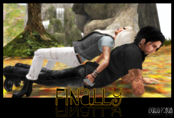 :Belle Poses: My BFF Boxed