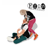 MP Couple Pose Sit 04 (BOX)