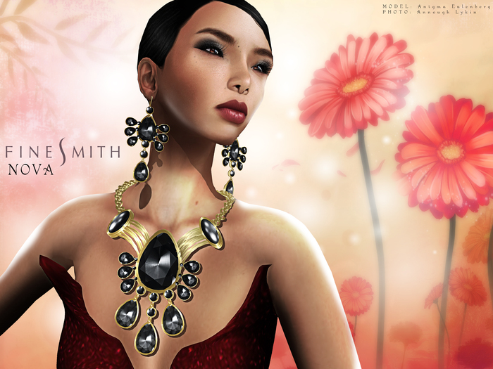 FINESMITH - NOVA B&W