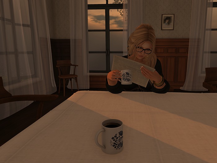 Dutchie free mesh coffee mug in 2 versions: decorational and wearable