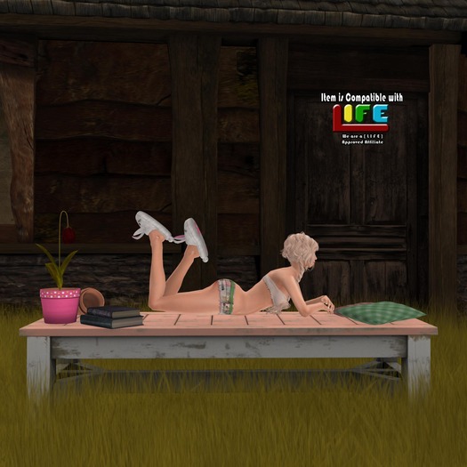 L I F E Pink Garden Bench