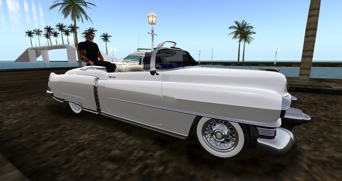 BILLIONAIRE MOTORS LUCILLE(WHITE)BOXED